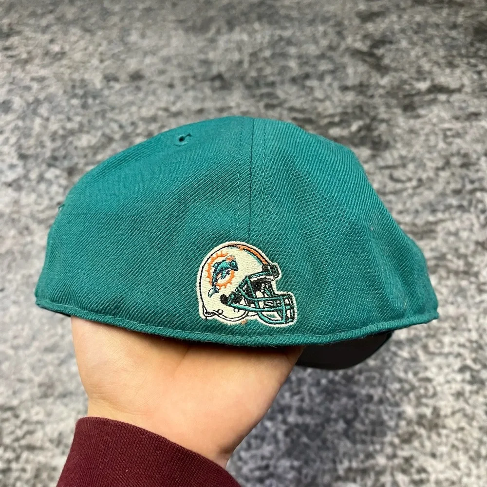 Vintage 90s Miami Dolphins Hat Fitted NFL Embroidered Logo Size 7 1/4 Blue‎